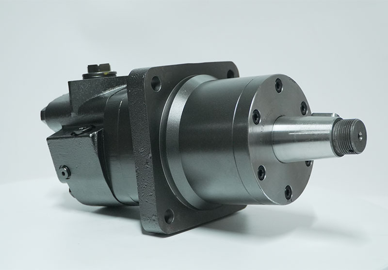 鉆機(jī)行走馬達(dá)